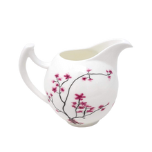 Заредете изображение във визуализатора на галерията – Cherry blossom каничка за мляко и захарница