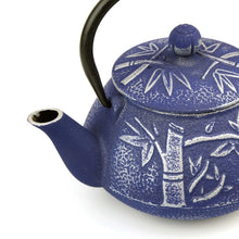 Заредете изображение във визуализатора на галерията – Чугунен чайник Huan синьо-сребрист 750 мл