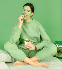 Заредете изображение във визуализатора на галерията – Ogeez пукащи бонбони бял шоколад с матча