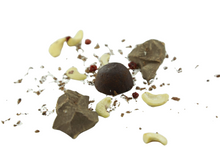 Încărcați imaginea în vizualizatorul galeriei - Bomboane crude SOO RAW Ciocolata si portocala 1buc