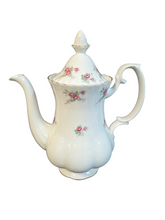 Заредете изображение във визуализатора на галерията – Vintage чайник Richmond „Rose Time“, 1 л, костен порцелан