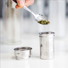 Încărcați imaginea în vizualizatorul galeriei - Sticla de ceai din sticla cu pereti dubli cu sita din otel inoxidabil Flowtea Cherry Blossom, 350 ml