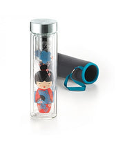 Încărcați imaginea în vizualizatorul galeriei - Sticla de ceai din sticla cu pereti dubli cu sita din otel inoxidabil Flowtea Little Geisha, 350 ml