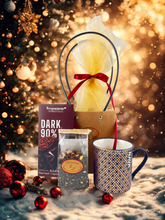 Заредете изображение във визуализатора на галерията – Подаръчен сет с чай, шоколад и чаша “Златен момент”
