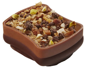 Belgian Chocolatier SALT’N NUTS Salted almond praline + mixed nuts 1 брой