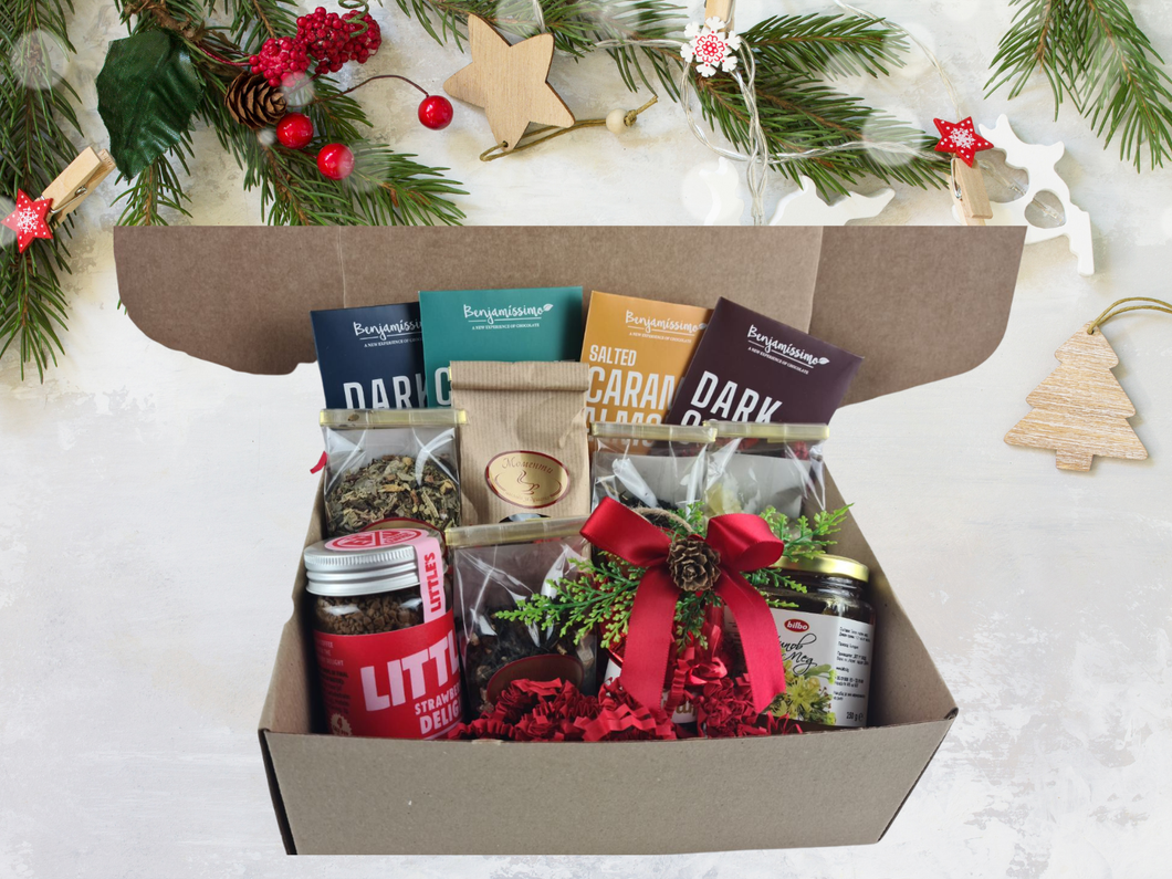 Коледна подаръчна кутия “Аромат и Наслада” – Перфектният подарък за всеки ценител